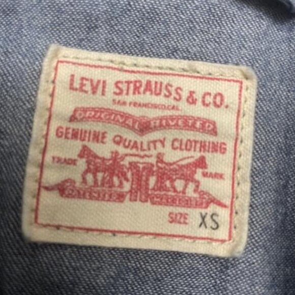 LEVI's Women's Type III Romper XS Denim Medium Wash Blue Button Pockets NWOT - Picture 8 of 14